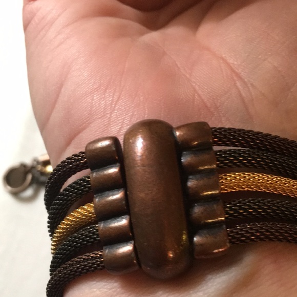 ERICA ZAP TRI STRAND NECKLACE AND BRACELET SET - Picture 6 of 7